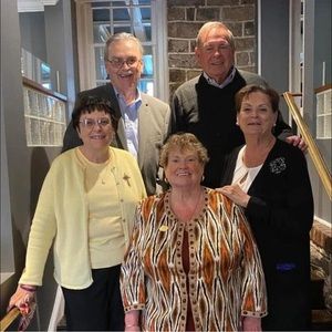 Meet your Posher, Pat